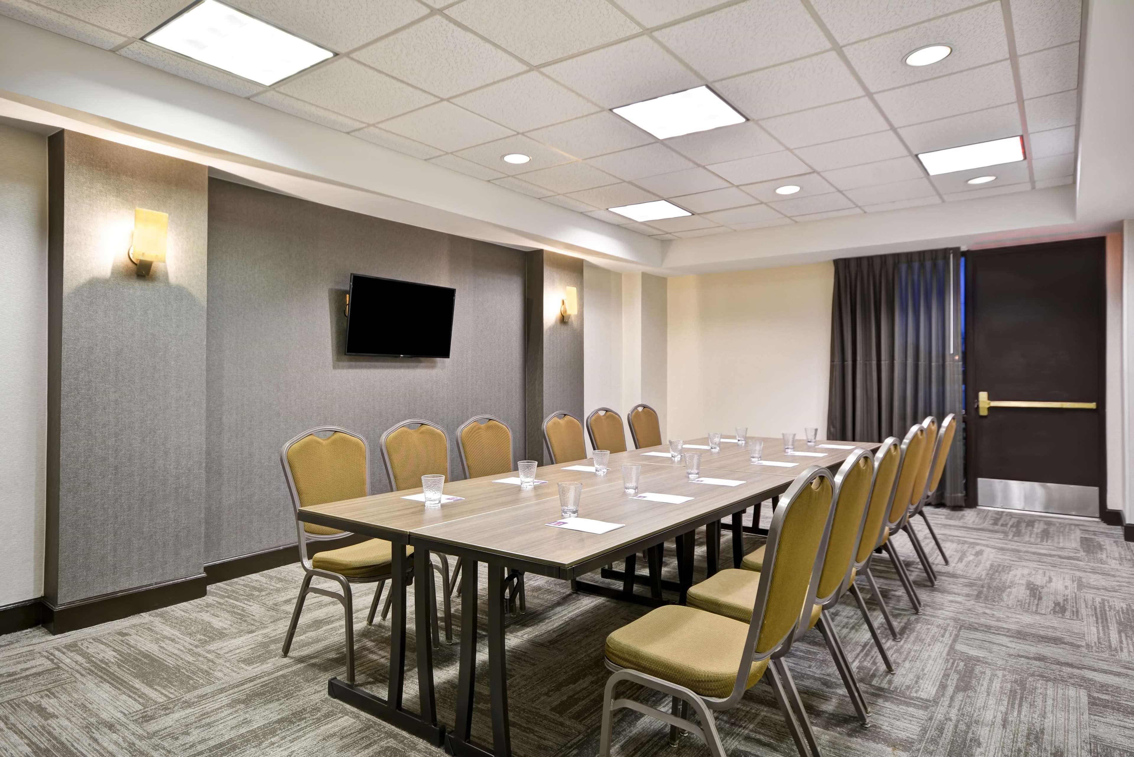 Hyatt Place Columbus Worthington Flint